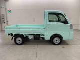 軽自動車、小型車を中心に常時300台展示車を御用意させて頂いております
