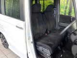 運転席シート廻りは使用感も少なく、良好な状態となっています。丁寧に使われていたことがよくわかりますね。