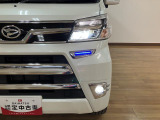 LEDヘッドライト・フォグランプを装備しています☆明るいヘッドライトとフォグランプで暗い夜のドライブも安心ですよ☆