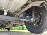 お車を安心してお乗りいただく為には、足回りの定期点検が欠かせません。サービスサポート(有償保証)では無料点検もご提供しており、安心のカーライフをお過ごしいただけるサポート体制が整っています。