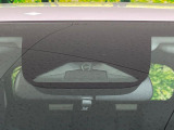 【ホンダセンシング】走行中に前方の車両等を認識し、衝突しそうな時は警報とブレーキで衝突回避と被害軽減をアシスト。より安全にドライブをお楽しみいただけます。