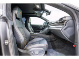 Floor mats with leather piping and double stitching