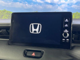 【メーカー純正9型ナビ】インテリアに溶け込むスタイリッシュな「専用設計」メーカーナビを装備♪視認性や操作性など基本性能にも優れ、より上質なカーライフをお楽しみいただけます。