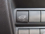 パワーバックドア装着車です。