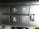 Aマークのスイッチはアイドリングストップ機能のON,OFF切替スイッチです。信号待ち等で停車時に一時的にエンジンを止めます、燃費向上に貢献しています。