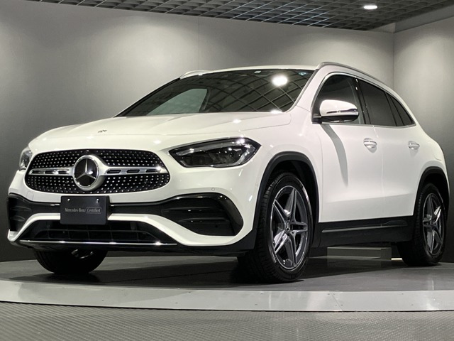 GLAクラス GLA200d 4マチック AMGラインパッケージ 4WD