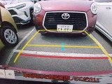 バックカメラ付き♪車庫入れ、バックでの駐車時に後方が見える事での安心感は大きいです☆一度装備したら外せなくなるアイテムです♪