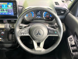 【純正革巻きステアリング】上質な革を使用することで、手にしっかり馴染みとても運転しやすいハンドルです♪