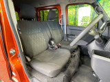 運転席シート廻りは使用感も少なく、良好な状態となっています。丁寧に使われていたことがよくわかりますね。