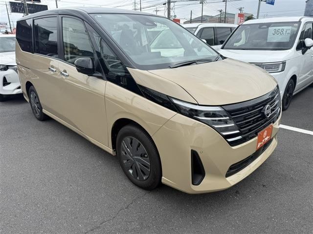 セレナ 2.0 XV マルチベッド 禁煙車 純正12.3インチナビ