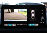 バックモニター付ですので、車庫入れも駐車もラクラクです。