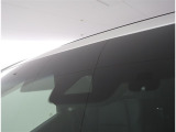 サポカーSとは、衝突被害軽減ブレーキに加えて、高齢者に多いと言われている踏み間違い事故防止をサポートする機能です。詳しくは販売店スタッフまでおたずねください。