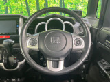 【ステアリングスイッチ】運転中、前方から目線をそらすことなく、オーディオ等の操作が可能な便利機能!安心&快適なドライブを演出してくれます♪