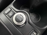 インテリジェント4x4iは前後のトルク配分を100:0から50:50まで無段階で変更してくれます。フロントが滑るとリヤに駆動が自動的に配分されるので高い走破性を発揮してくれます。