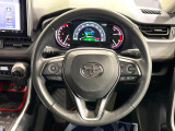 【純正革巻きステアリング】上質な革を使用することで、手にしっかり馴染みとても運転しやすいハンドルです♪