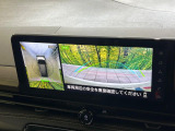 【アラウンドビューモニター】専用のカメラにより、上から見下ろしたような視点で360度クルマの周囲を確認することができます☆死角部分も確認しやすく、狭い場所での切り返しや駐車もスムーズに行えます。