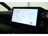 【ディスプレイオーディオ(コネクティッドナビ対応)Plus】T-Connect契約でより便利にご利用いただけるセンター通信型ナビゲーションです。便利な機能が色々ございます。スタッフにご確認ください。