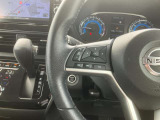 ステアリングスイッチが付いているので、運転中でも音量調整やチャンネル変更がスムーズにできちゃいます♪