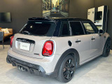 かわいいテールのデザインはほかの車にはない魅力があります。ひと目で&ldquo;MINI&rdquo;とわかるデザインです。