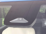 【トヨタセーフティセンス】走行中に前方の車両等を認識し、衝突しそうな時は警報とブレーキで衝突回避と被害軽減をアシスト。より安全にドライブをお楽しみいただけます。