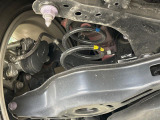 お車を安心してお乗りいただく為には、足回りの定期点検が欠かせません。サービスサポート(有償保証)では無料点検もご提供しており、安心のカーライフをお過ごしいただけるサポート体制が整っています。