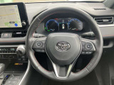 ハンドルの擦れや傷などの使用感が少なくキレイです!