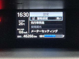 車両情報や燃費データを見やすく表示。