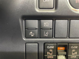 【レーンディパーチャーアラート(LDA)】クルマが車線または走路から逸脱する可能性がある場合に、ブザーまたはハンドルの振動により注意をうながします。機能には限界があるためご注意ください。