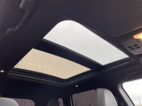 アウトランダー PHEV 2.4 P 4WD 本革シート