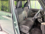 運転席シート廻りは使用感も少なく、良好な状態となっています。丁寧に使われていたことがよくわかりますね。