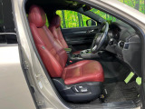 運転席シート廻りは使用感も少なく、良好な状態となっています。丁寧に使われていたことがよくわかりますね。