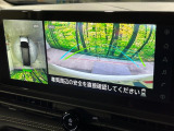 【アラウンドビューモニター】専用のカメラにより、上から見下ろしたような視点で360度クルマの周囲を確認することができます☆死角部分も確認しやすく、狭い場所での切り返しや駐車もスムーズに行えます。