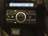オートエアコン装着車です^^温度設定をすれば、自動で快適な空調に・・・^^★