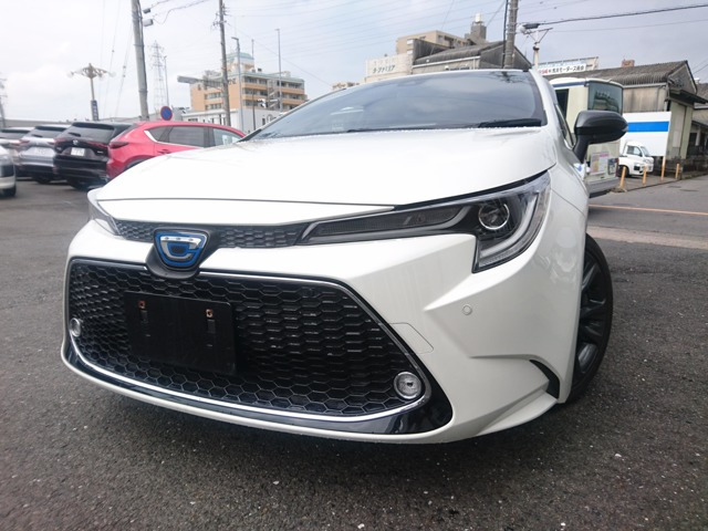 カローラツーリング 1.8 ハイブリッド W×B