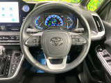 【純正革巻きステアリング】上質な革を使用することで、手にしっかり馴染みとても運転しやすいハンドルです♪