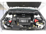 エンジンルームも綺麗にクリーニング済みです。2L e-boxerのスムーズで爽快な加速感を体感ください