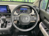 【ステアリングスイッチ】運転中、前方から目線をそらすことなく、オーディオ等の操作が可能な便利機能!安心&快適なドライブを演出してくれます♪