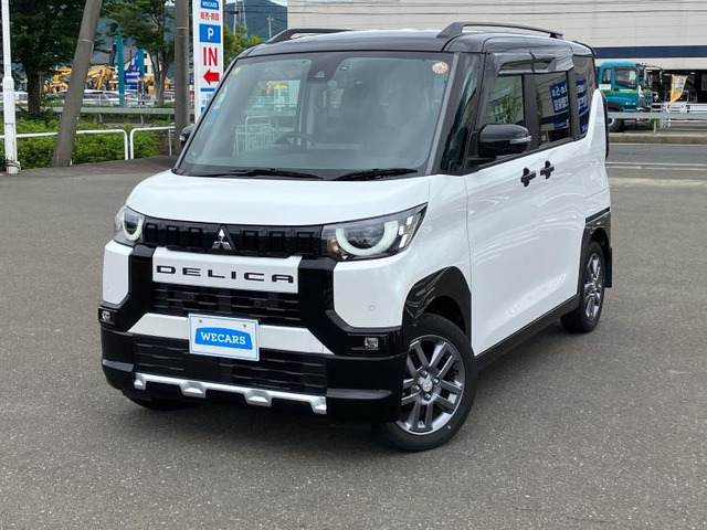 デリカミニ T プレミアム 4WD 