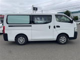 6人乗り キングサーモ5度〜20度設定可能 換気扇 庫内灯 ETC車載器 ナビ フルセグTV Bluetooth バックカメラ HIDヘッドライト パワーウィンドウ