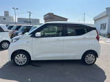 夜22時までライトアップ!展示車見放題!夜間はスタッフも居ませんが、時間を気にせず心置きなく御覧ください。