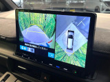 【マルチビューカメラシステム】専用のカメラにより、上から見下ろしたような視点で360度クルマの周囲を確認することができます☆死角部分も確認しやすく、狭い場所での切り返しや駐車もスムーズに行えます。