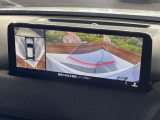 【360&deg;ビューモニター】専用のカメラにより、上から見下ろしたような視点で360度クルマの周囲を確認することができます☆死角部分も確認しやすく、狭い場所での切り返しや駐車もスムーズに行えます。