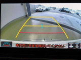 バックガイドモニターで、後方を確認しながら安心して駐車することができます。運転初心者も熟練者も必須の機能ですよ!