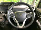 【純正革巻きステアリング】上質な革を使用することで、手にしっかり馴染みとても運転しやすいハンドルです♪