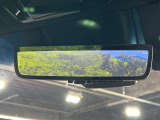 【デジタルインナーミラー】カメラが撮影した車両後方の映像をルームミラー内に表示。クリアな視界で状況の確認が可能です!※ドラレコ機能ご利用には別途SDカードをご用意いただく場合があります。