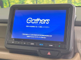 【純正ナビ】人気の純正ナビを装備しております。ナビの使いやすさはもちろん、オーディオ機能も充実!キャンプや旅行はもちろん、通勤や買い物など普段のドライブも楽しくなるはず♪