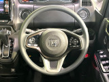 【ステアリングスイッチ】運転中、前方から目線をそらすことなく、オーディオ等の操作が可能な便利機能!安心&快適なドライブを演出してくれます♪