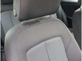 Audi正規ディーラーが高品質をお約束。高度な訓練・教育を受けたAudi専任メカニックが、100項目にもおよぶ精密な点検を実施いたします。すべてをクリアしたAudi車だけが、あなたのお手元に届けられるのです。