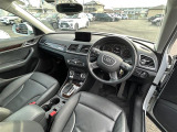 Q3 2.0 TFSI クワトロ 170PS 4WD 4WD 本革シート
