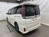 走りにこだわりながら収納力も持ち合わせたお車です。
